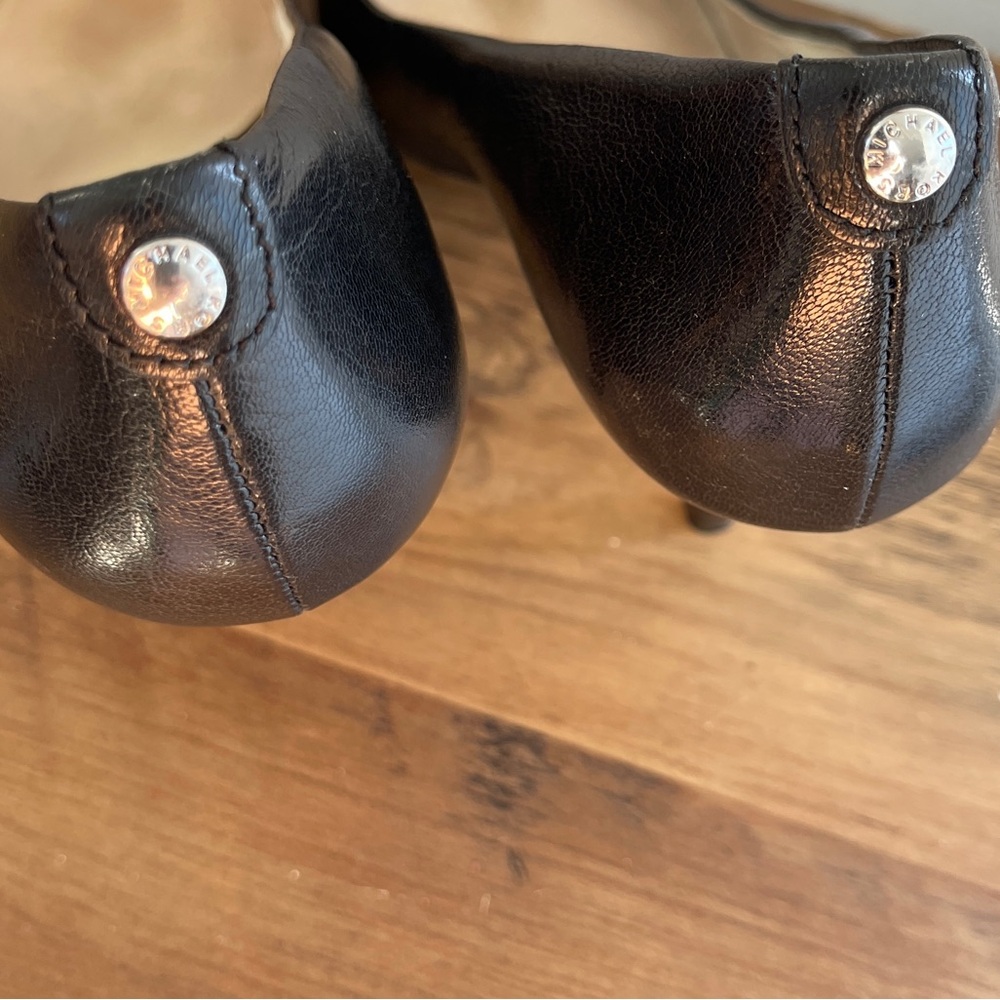 MICHAEL KORS BLACK LEATHER PUMP SHOES WOMAN 7.5 - Picture 9 of 11